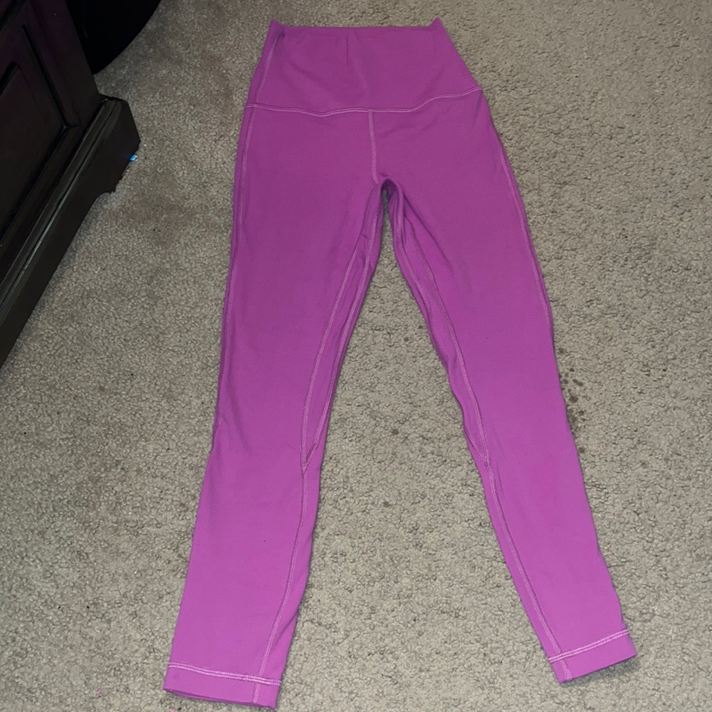 Lululemon Size 2 Leggings purple / pink